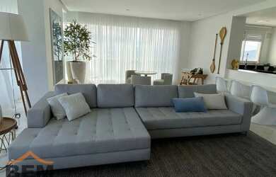 Imagem: O apartamento possui 3 Dormitórios, 5 Banheiros, 3 Vagas na