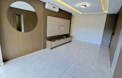 Imagem: O apartamento possui 4 Dormitórios, 5 Banheiros, 2 Vagas na