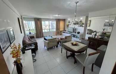 Imagem: O apartamento possui 3 Dormitórios, 4 Banheiros, 2 Vagas na