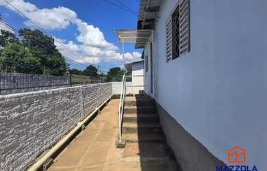 Imagem: A casa possui 2 Dormitórios, 1 Banheiro e 60m² de Área e