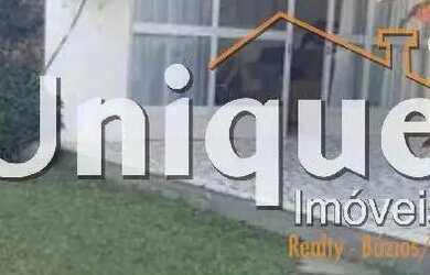 Imagem: A casa possui 5 Dormitórios, 4 Banheiros, 2 Vagas na garagem