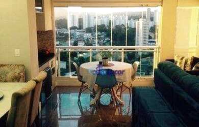 Imagem: O apartamento possui 3 Dormitórios, 1 Banheiro, 3 Vagas na