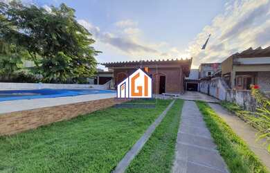 Imagem 3: SHOW de casa, pertinho da lagoa, com piscina