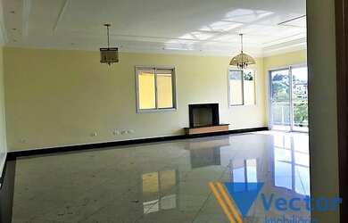 Imagem 7: Casa a venda localizada no condomínio Country Club em Arujá-SP