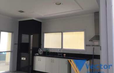 Imagem 8: Casa a venda localizada no condomínio Country Club em Arujá-SP