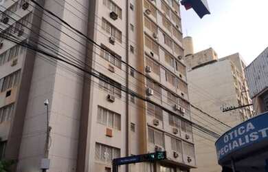 Imagem: O apartamento possui 3 Dormitórios, 3 Banheiros e 200m² de