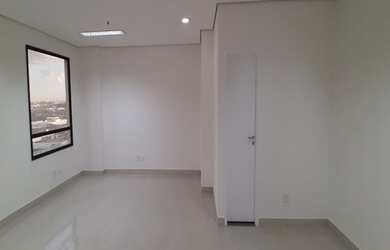 Imagem: O depósito possui 1 Vaga na garagem e 51m² de Área e está