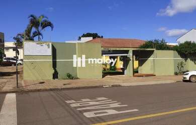 Imagem: A casa possui 3 Dormitórios, 3 Banheiros, 5 Vagas na garagem