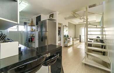 Imagem: O apartamento possui 2 Dormitórios, 2 Banheiros, 2 Vagas na