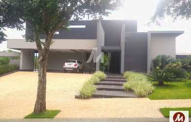 Imagem: A casa em condomínio possui 3 Dormitórios, 5 Banheiros, 4