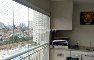 Imagem: O apartamento possui 3 Dormitórios, 1 Banheiro, 2 Vagas na