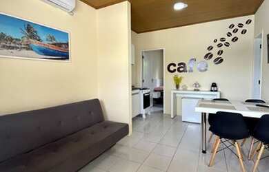 Imagem: A casa em condomínio possui 1 Dormitório, 1 Banheiro, 2 Vagas