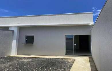 Imagem 2: Casa à venda no bairro New Golden Ville em Uberlândia