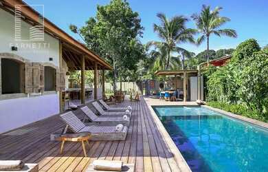 Imagem: A casa para alugar possui 5 Dormitórios, 5 Banheiros, 1 Vaga