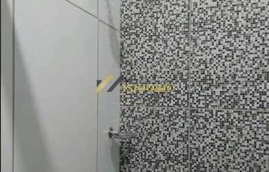 Imagem 8: CASA NO BACACHERI AO LADO DO PARQUE BACACHERI