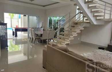 Imagem: A casa em condomínio possui 3 Dormitórios, 5 Banheiros, 2