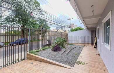 Imagem 3: Sobrado com 4 quartos à venda em Santa Cândida - PR