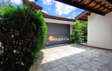 Imagem 8: Oportunidade Rara em Atibaia Casa 290m² em Terreno Nobre por R$ 1.3M