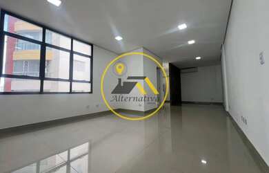 Imagem: O depósito possui 1 Vaga na garagem, 45m² de Área e está