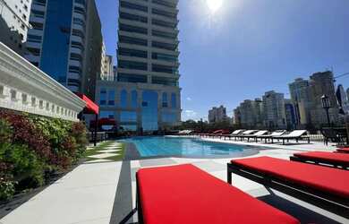 Imagem 2: Apartamento de Luxo em Meia Praia, Itapema, Beira mar