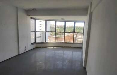 Imagem: O apartamento possui 4 Dormitórios, 5 Banheiros, 2 Vagas na