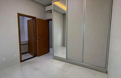 Imagem 12: VENDO OU ALUGO BELÍSSIMA casa de ALTO PADRÃO com 4 suítes no Condomínio...