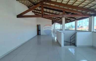 Imagem 16: Exuberante casa com 5 quartos, sendo uma suíte, 2 banhos, terraço maravilhoso,...