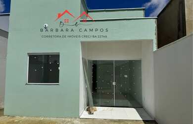 Imagem: A casa possui 2 Dormitórios, 1 Banheiro, 2 Vagas na garagem