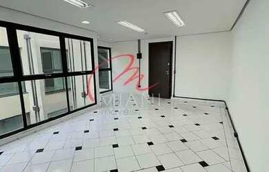 Imagem: O depósito possui 30m² de Área, Imóvel novo, Imóvel mobiliado