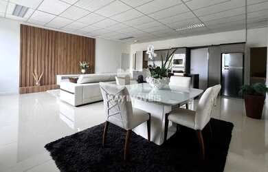 Imagem: O apartamento possui 3 Dormitórios, 2 Banheiros, 1 Vaga na