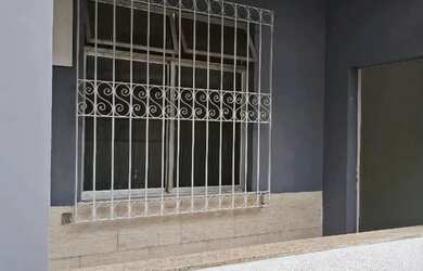 Imagem 2: Casa Térrea Linear com 2 Quartos em Vila Valqueire Comercial R$ 5.000...