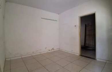 Imagem 14: Casa à Venda no Bairro Santa Rita - Montes Claros/MG