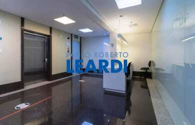 Imagem: O depósito possui 592m² de Área, Imóvel mobiliado e está