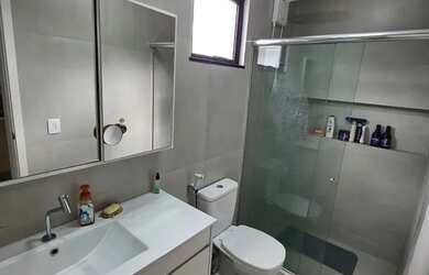 Imagem 3: Casa Duplex no Alphaville 1/ 4 Suítes/ 3 no 2o piso e 1 no primeiro todas...