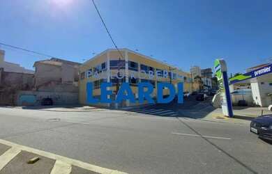 Imagem: O depósito possui 1.200m² de Área e está localizado em