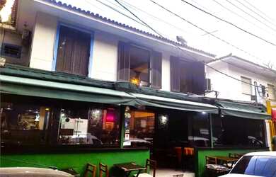 Imagem: O depósito possui 131m² de Área e está localizado em Água