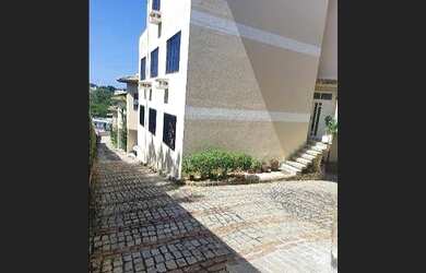 Imagem: A casa em condomínio possui 4 Dormitórios, 5 Banheiros, 3