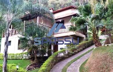 Imagem: A casa em condomínio possui 4 Dormitórios, 5 Banheiros, 4