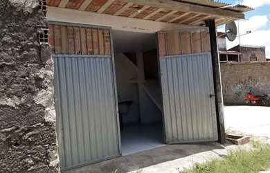 Imagem: A casa possui 1 Dormitório e 1 Banheiro e está localizado