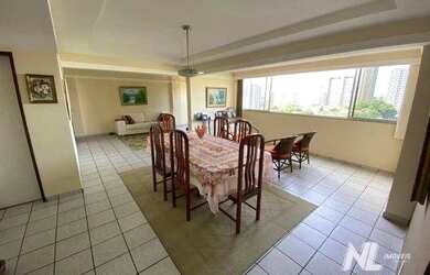 Imagem: O apartamento possui 4 Dormitórios, 3 Banheiros, 2 Vagas na