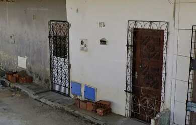 Imagem: A casa possui 1 Dormitório, 1 Banheiro, 35m² de Área e está