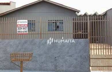 Imagem: A casa possui 2 Dormitórios, 1 Banheiro, 2 Vagas na garagem