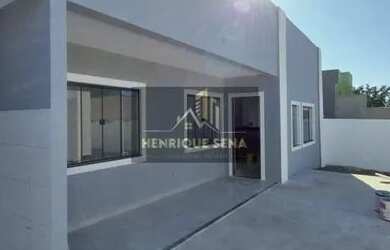 Imagem: A casa possui 2 Dormitórios, 2 Banheiros, 4 Vagas na garagem