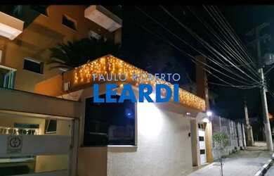 Imagem: O apartamento possui 2 Dormitórios, 1 Banheiro, 2 Vagas na