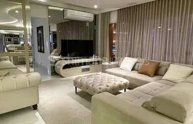 Imagem: O apartamento possui 4 Dormitórios, 5 Banheiros, 3 Vagas na