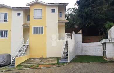 Imagem: A casa em condomínio possui 3 Dormitórios, 3 Banheiros, 2