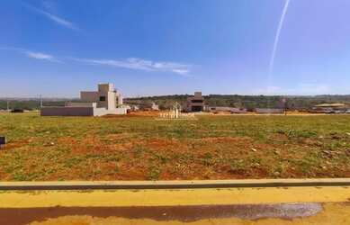 Imagem: O terreno possui 266m² de Área, Imóvel novo e está localizado