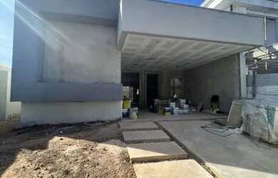 Imagem: A casa em condomínio possui 3 Dormitórios, 2 Banheiros, 2