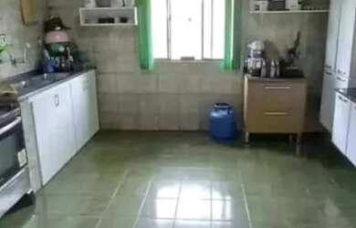 Imagem 3: Casa a venda no bairro Aponiã, 3 quartos, terreno grande