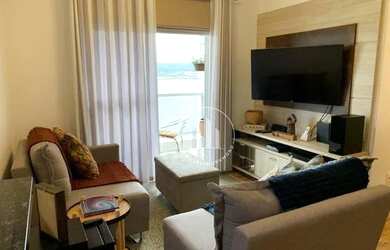 Imagem: O apartamento possui 3 Dormitórios, 2 Banheiros, 2 Vagas na